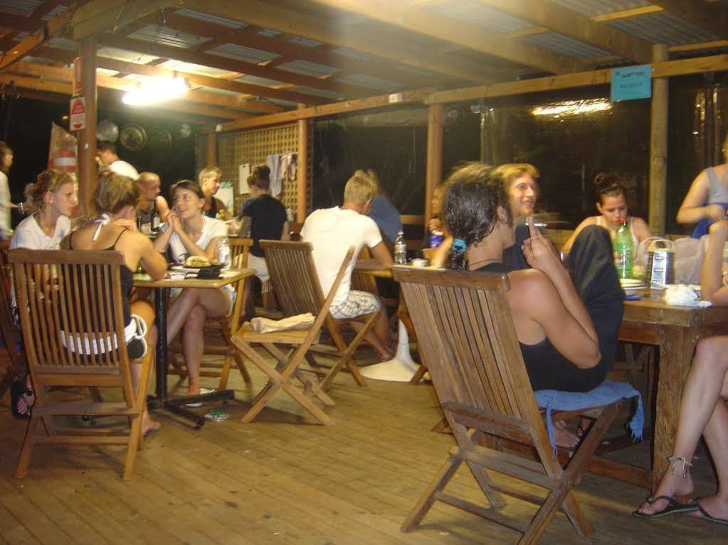 Samurai Beach Bungalows One Mile Экстерьер фото